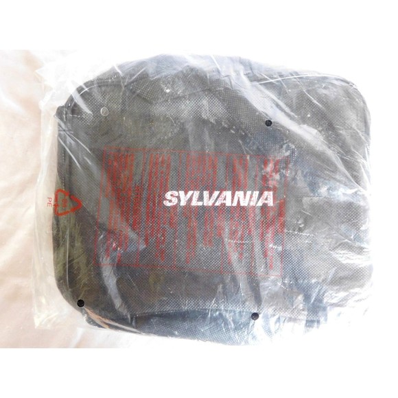Sylvania Camera Bag Black Nylon Zippered 7" H x 9" L x 5'' W - Picture 1 of 3